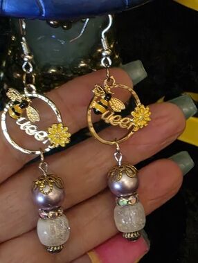 Queen Bee Dangle Earrings